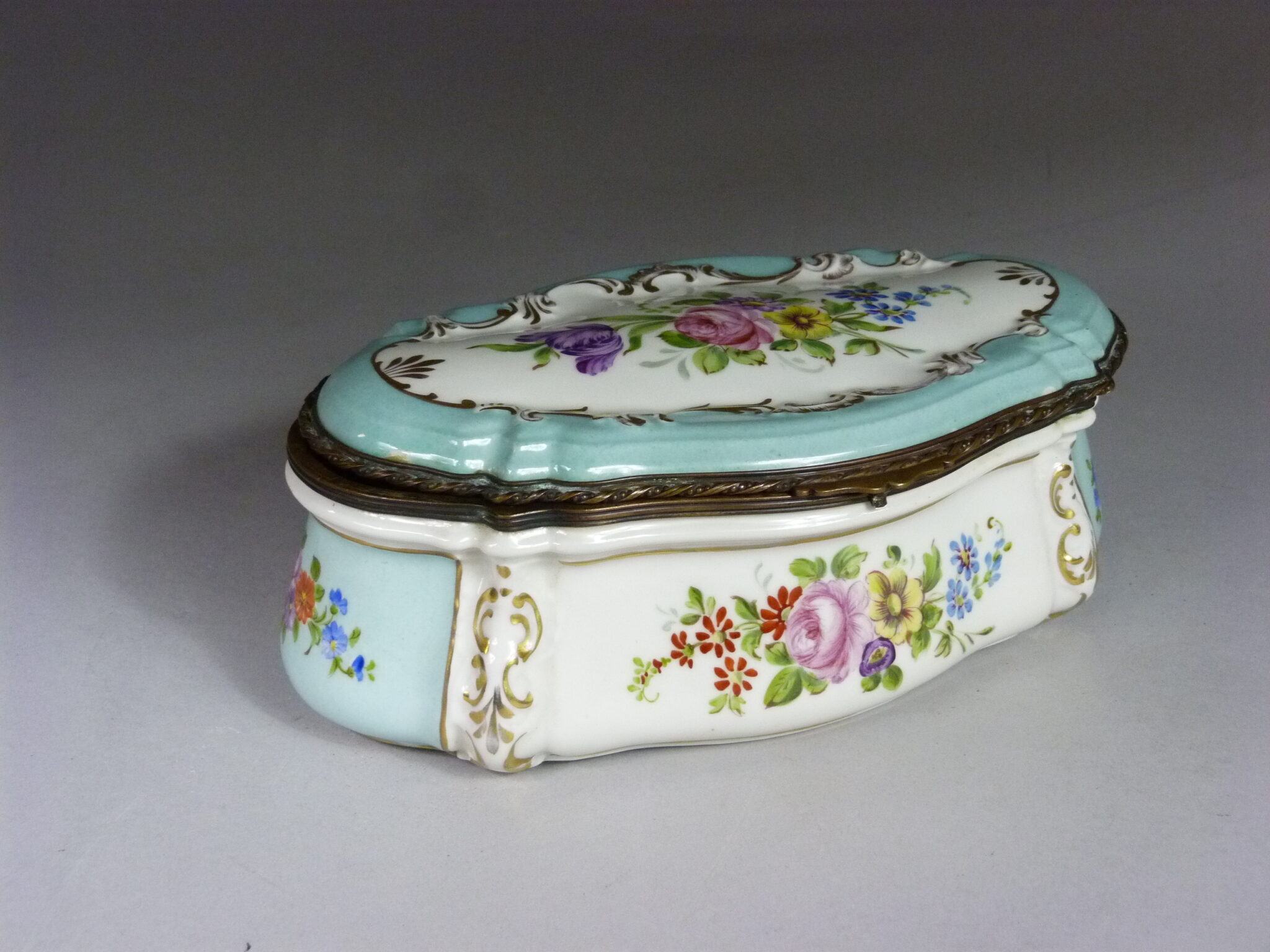 Lot 275