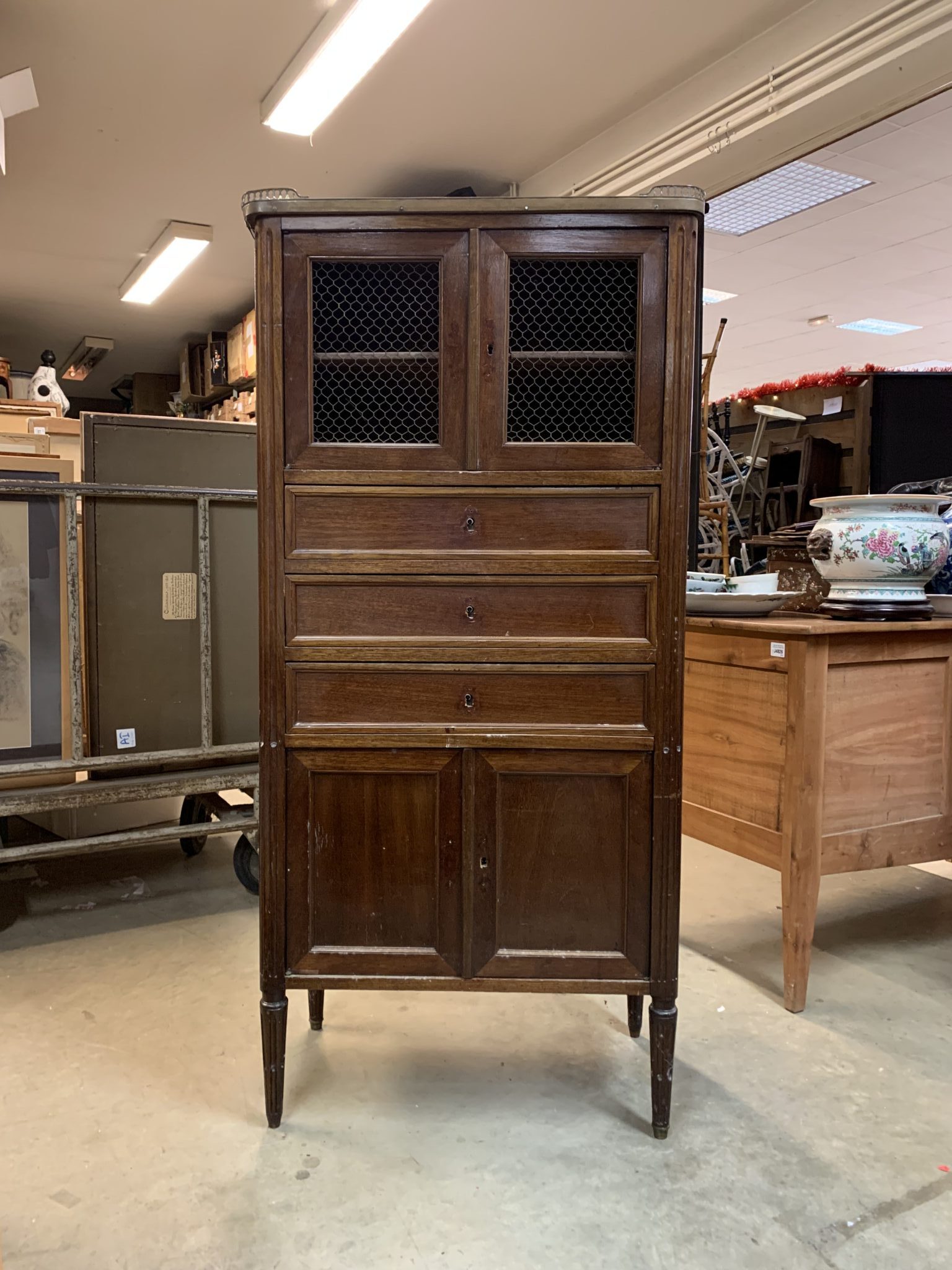 Lot 290
