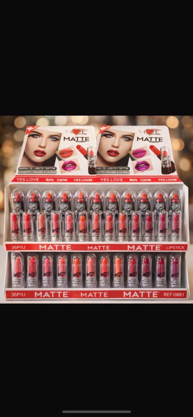Destockage Hangar : Vente en lots et à la palette.