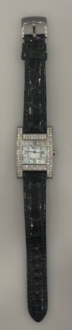 Militaria, Bijoux, Tableaux, Objets d&rsquo;art, Mobilier & Design